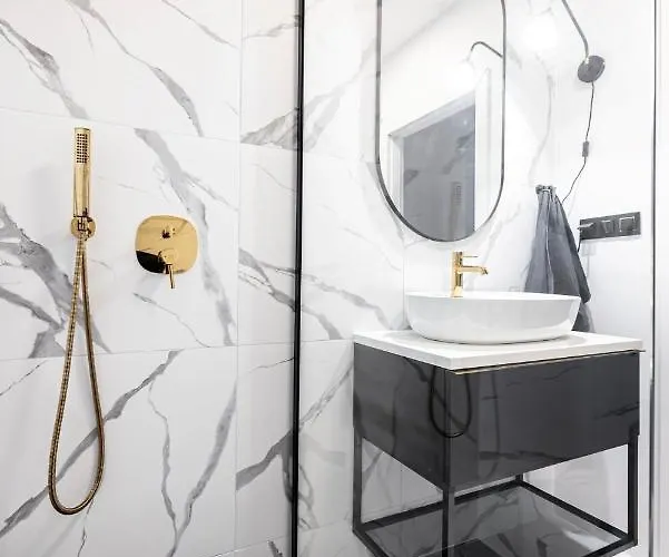 New Glamorous - Garnizon Wrzeszcz